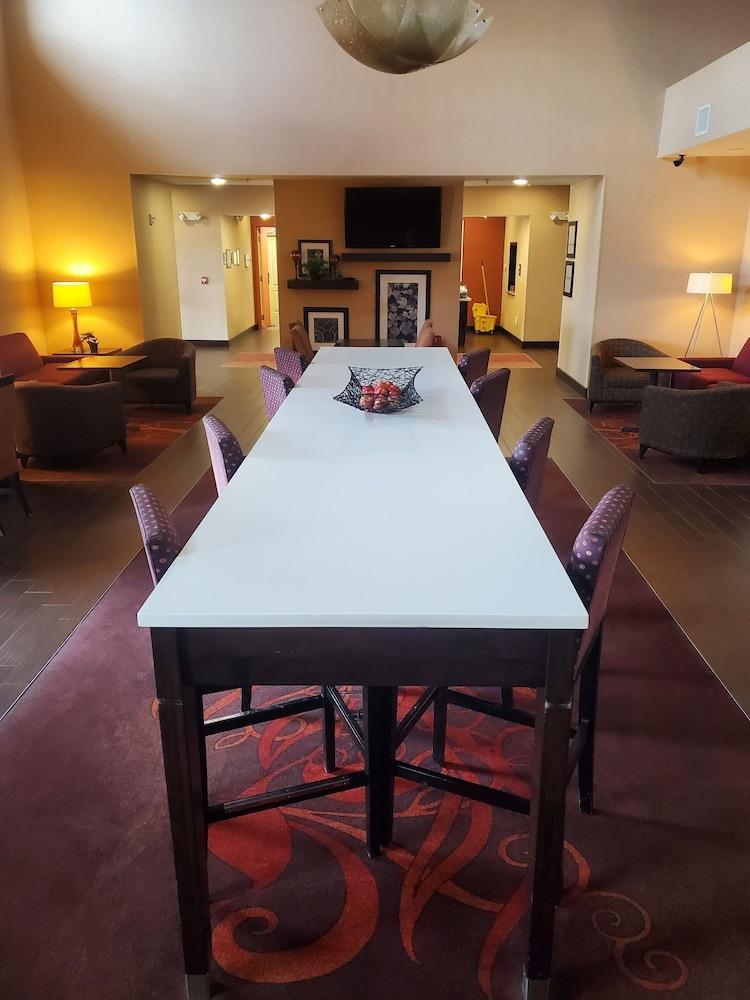 Hampton Inn & Suites Jamestown Eksteriør bilde